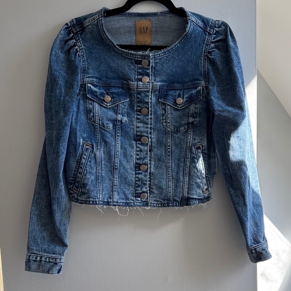 GAP Women's Classic Blue Jean Jacket